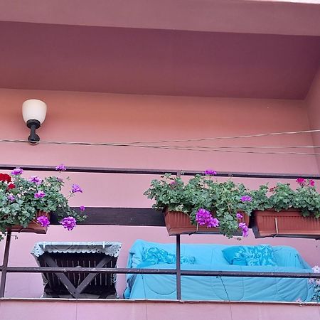 Soba Lavanda Kladovo Esterno foto