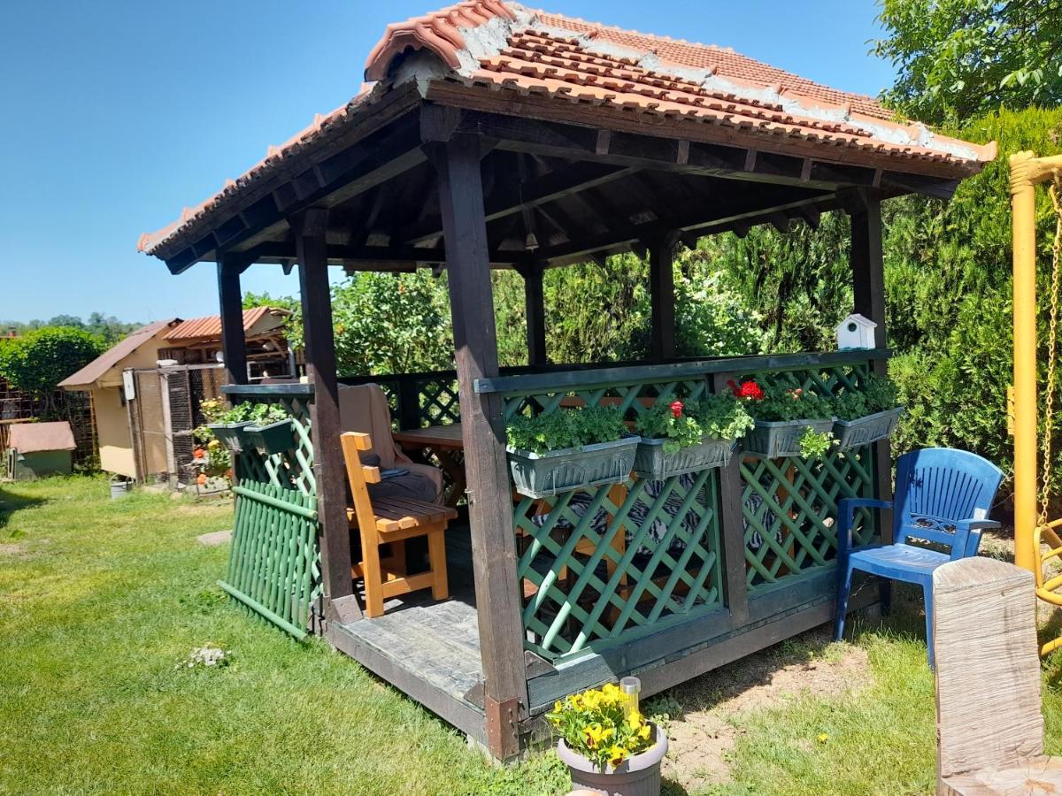 Soba Lavanda Kladovo Esterno foto